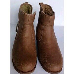 UGG Women's LaVelle Boots Size 10 Suede Leather Brown Waterproof Zip  1012553